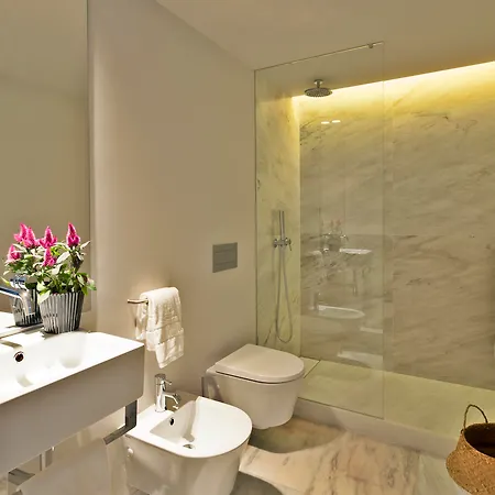 Апартаменти Five Stars 8 Building