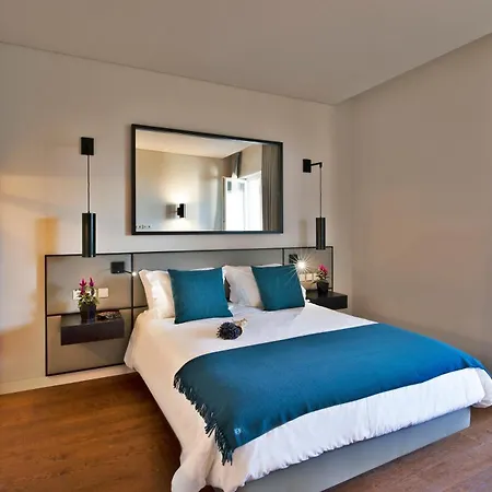 Five Stars 8 Building *