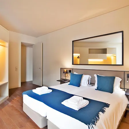 Five Stars 8 Building Апартаменти